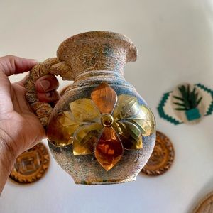 Southwestern Pitcher